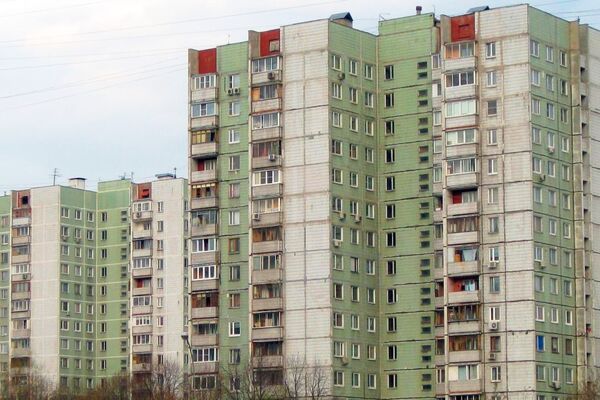 Отделка балконов и лоджий искусственным камнем - фото 70